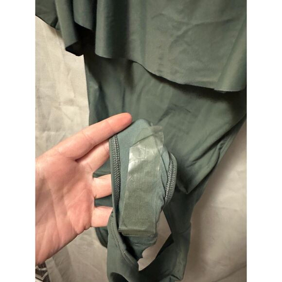 NWT Aerie Woman One Piece Swimwear Ruffle Front Open Back Size XL Green - Picture 3 of 4